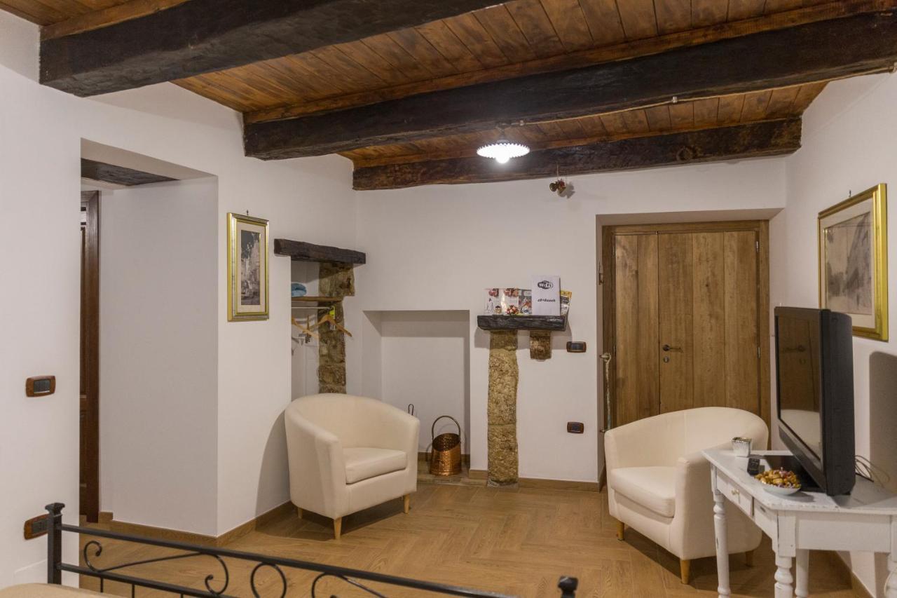 Casa Vacanze Porta Manfredi Arce Екстер'єр фото